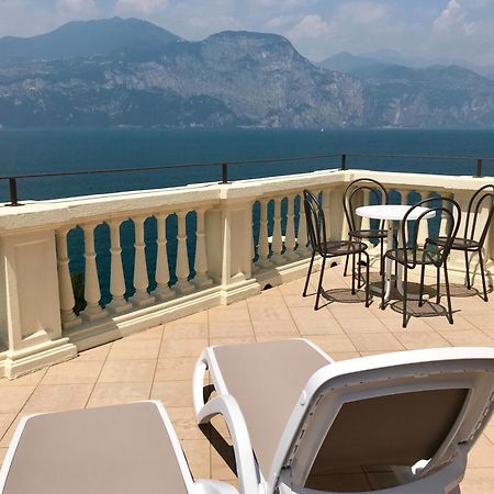 Villa Torre - Atmosfera Romantica Brenzone sul Garda Exterior photo