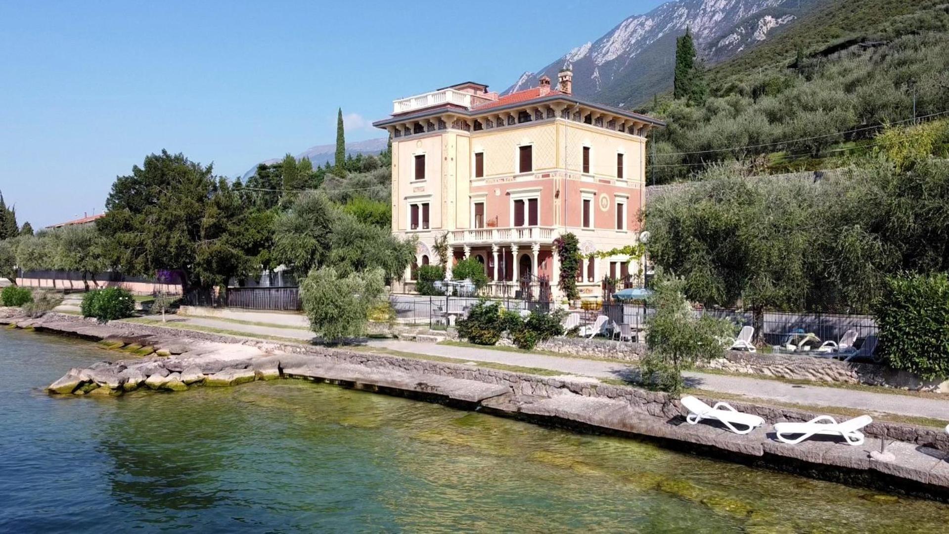 Villa Torre - Atmosfera Romantica Brenzone sul Garda Exterior photo