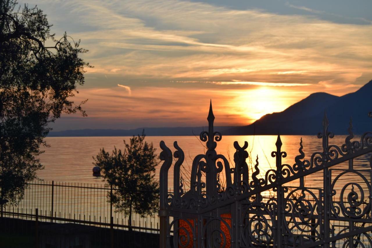Villa Torre - Atmosfera Romantica Brenzone sul Garda Exterior photo