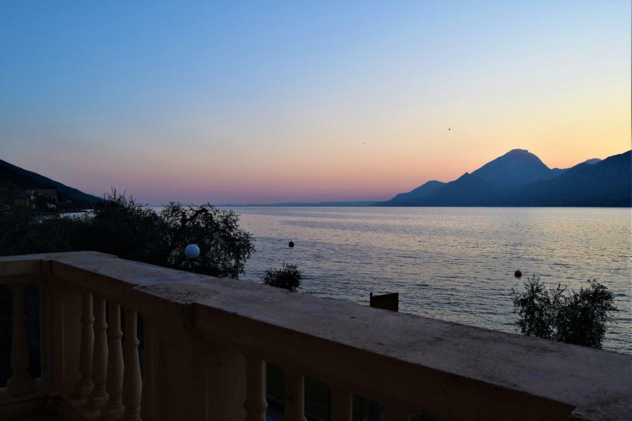 Villa Torre - Atmosfera Romantica Brenzone sul Garda Exterior photo