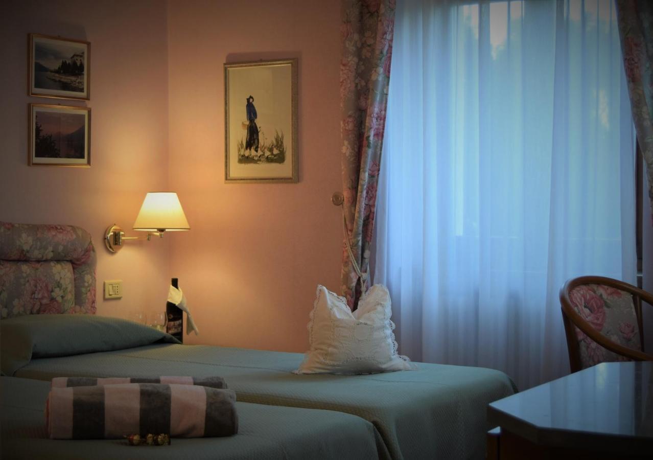 Villa Torre - Atmosfera Romantica Brenzone sul Garda Exterior photo